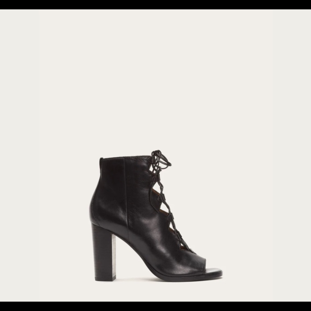 FRYE Heeled Booties - Size 8.5 (NWT)